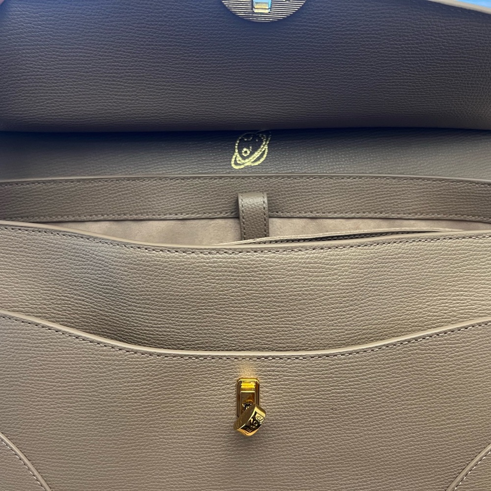 Oleada Wavia Leather Bag Plus Latte - Laptop/Workbag 15 inch $795 - Picture 8 of 11